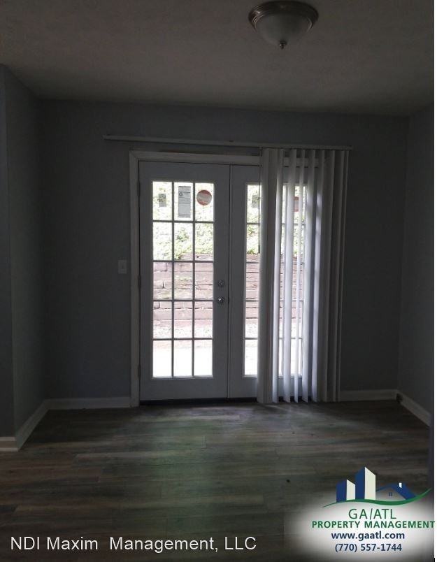 5642 Estates Court - Photo 2 of 4