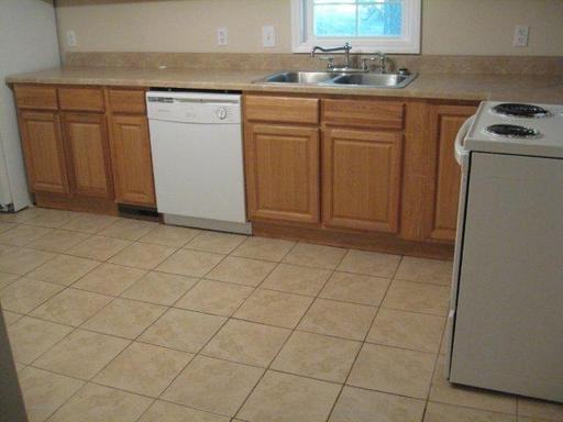 154 Keenburg Rd - Photo 2 of 11