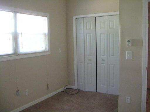 154 Keenburg Rd - Photo 3 of 11