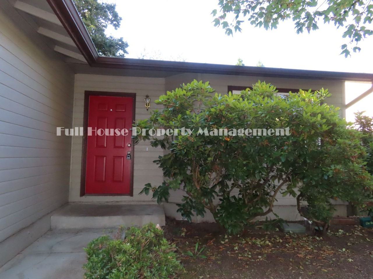 767 Stephens Dr. - Photo 3 of 21