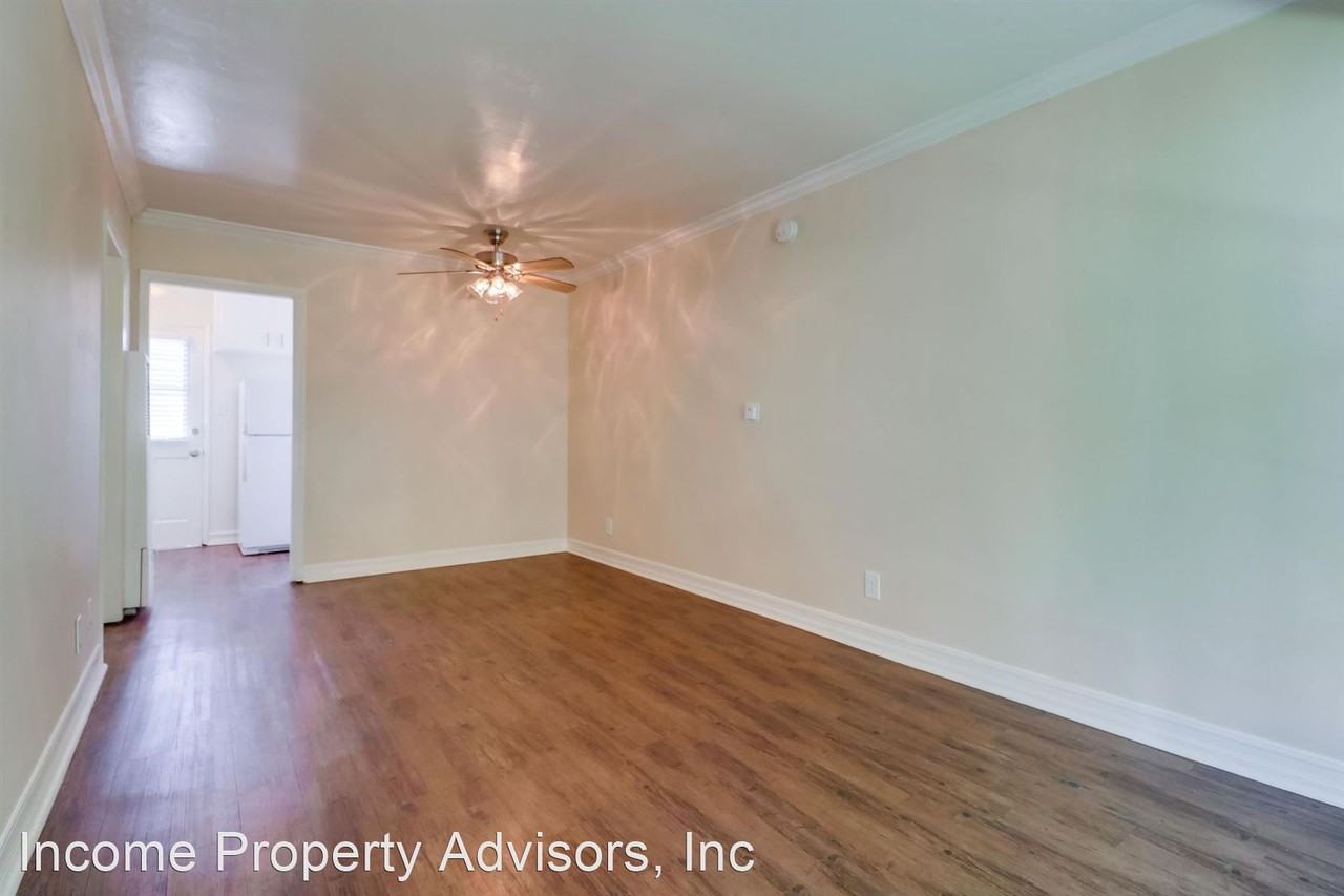 949-955.5 Opal Street - Photo 3 of 9