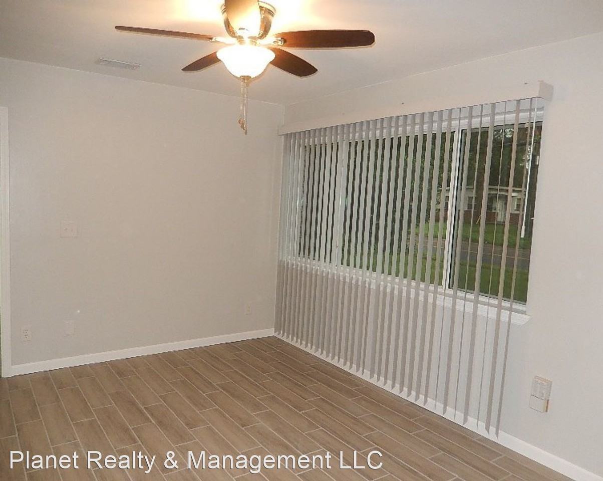 3541 Rogero Rd - Photo 3 of 20