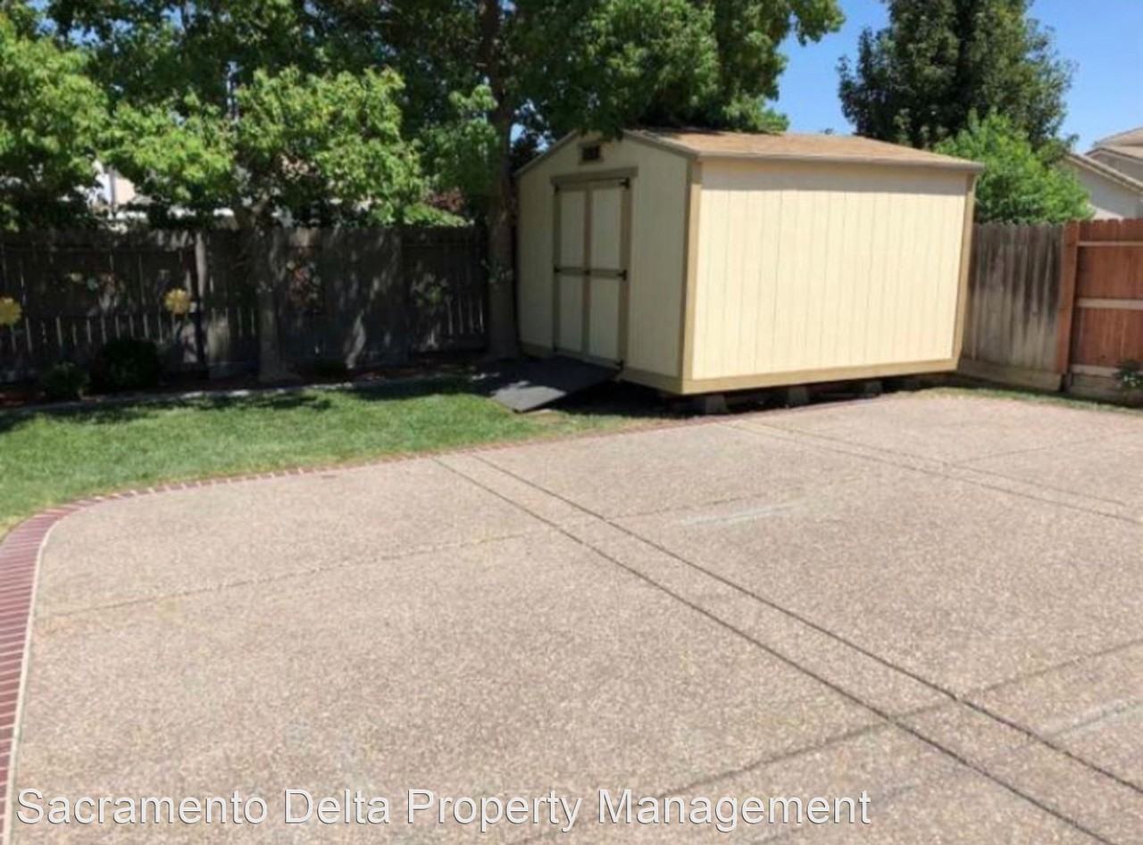 5756 Honor Pkwy - Photo 3 of 10