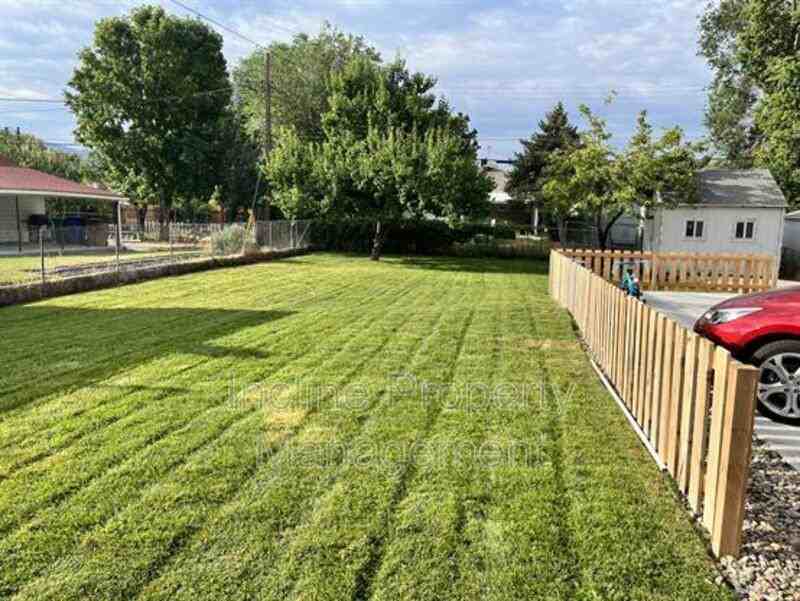 758 E Loveland Ave #A - Photo 3 of 27