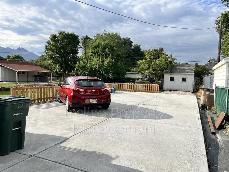 758 E Loveland Ave #A - Photo 2 of 27