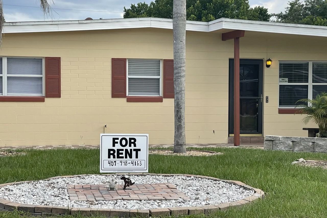 350 E 5th St - Photo 2 of 31