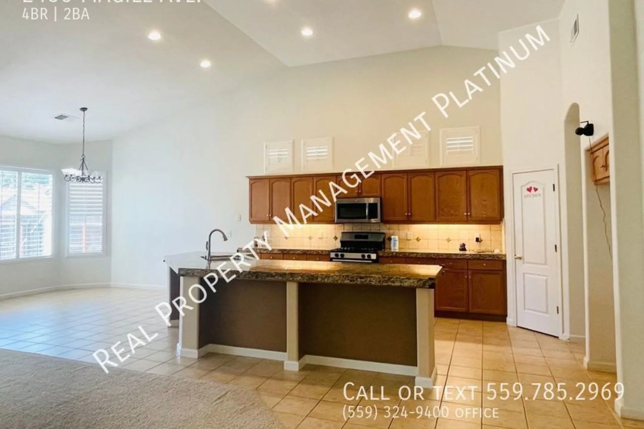 2450 Magill Ave - Photo 2 of 16