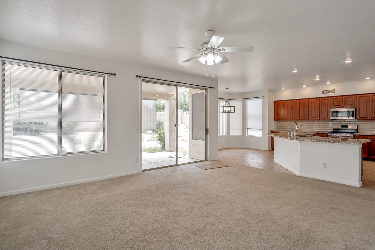 2631 S Leonard Pl - Photo 7 of 23