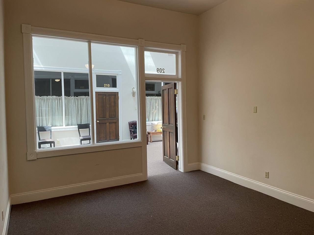 226-228 S Union Ave - Photo 2 of 3