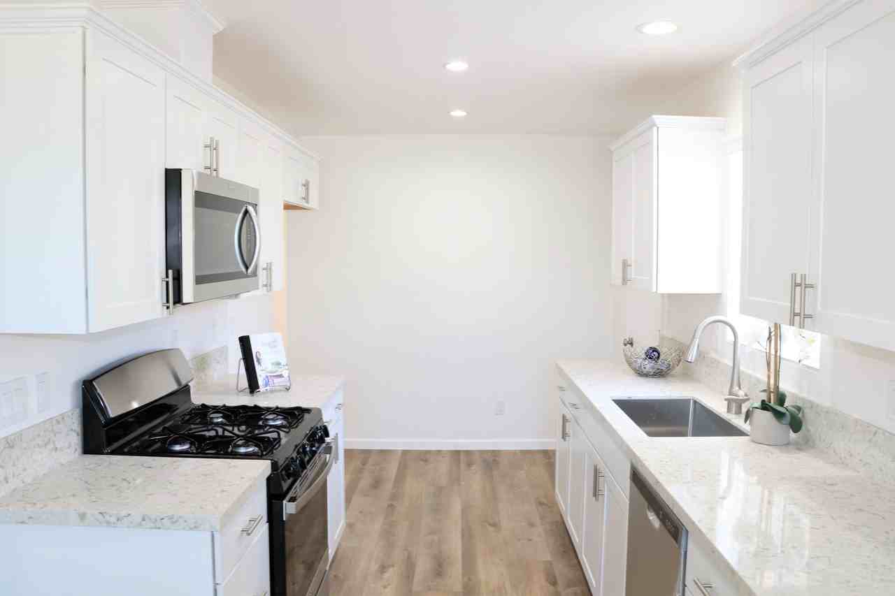 3922 San Miguel Ct - Photo 3 of 22
