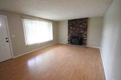 14803 NE 35th Cir - Photo 2 of 11