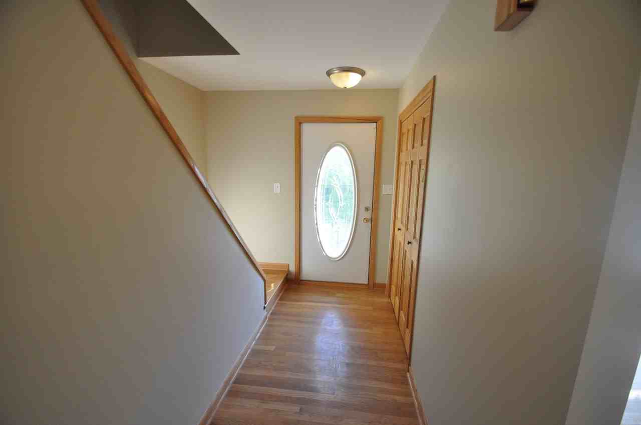 400 Michigan Rd - Photo 2 of 11