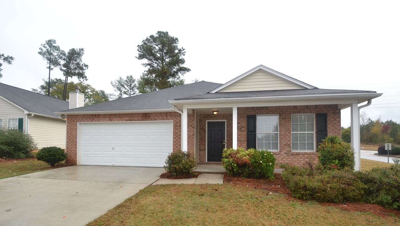 1124 St Phillips Ct - Photo 2 of 5