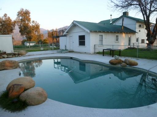 33024 Globe Dr - Photo 2 of 8