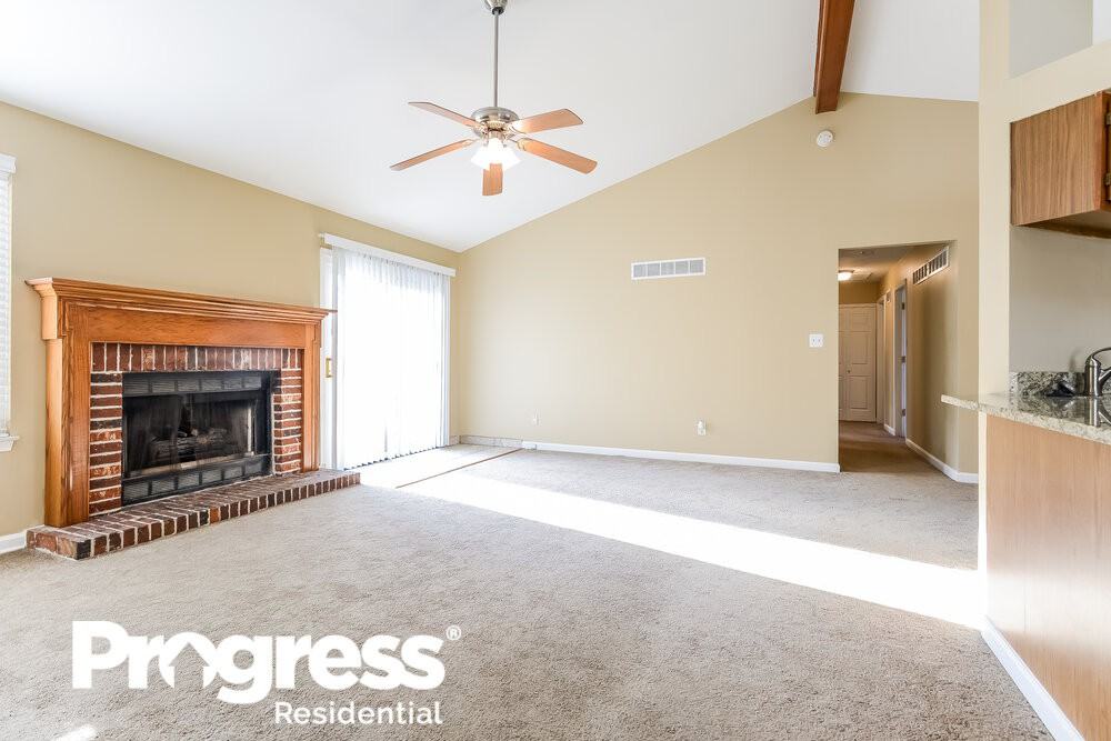 1202 Liberty Xing - Photo 4 of 25