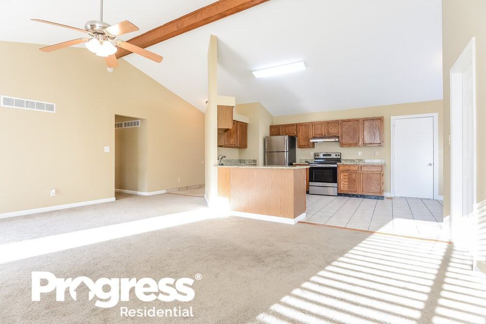 1202 Liberty Xing - Photo 7 of 25