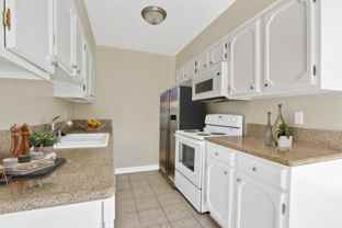 115 Doheny Apartments - Photo 1 of 1