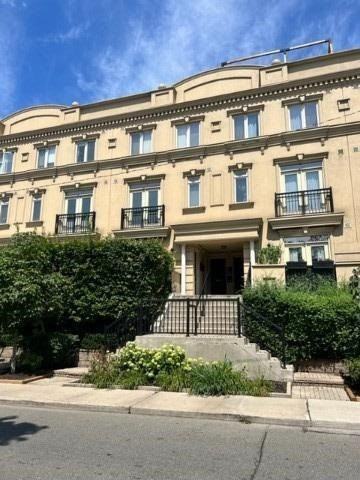 80 Carr Street #TH020