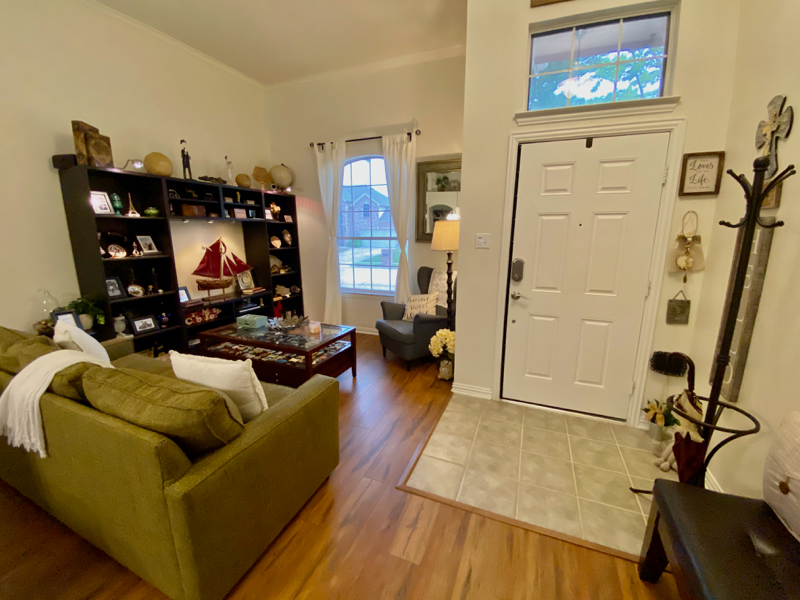 4405 Vista Glen Ct - Photo 3 of 28