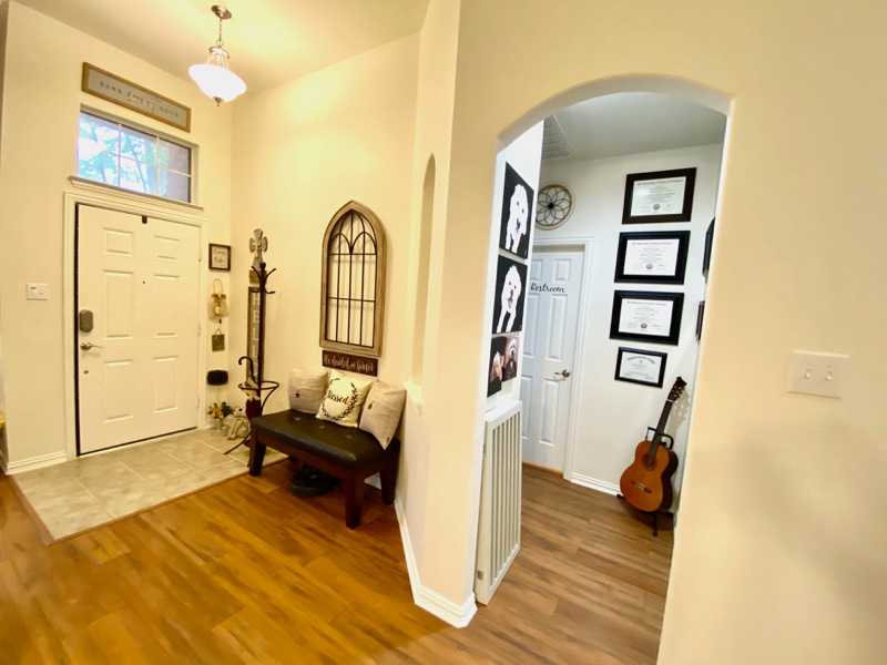 4405 Vista Glen Ct - Photo 5 of 28