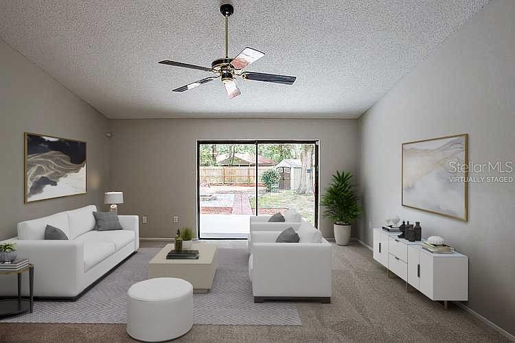 1237 Silver Palm Dr - Photo 2 of 11