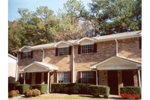 Waverly Manor Townhomes - Photo 2 of 10