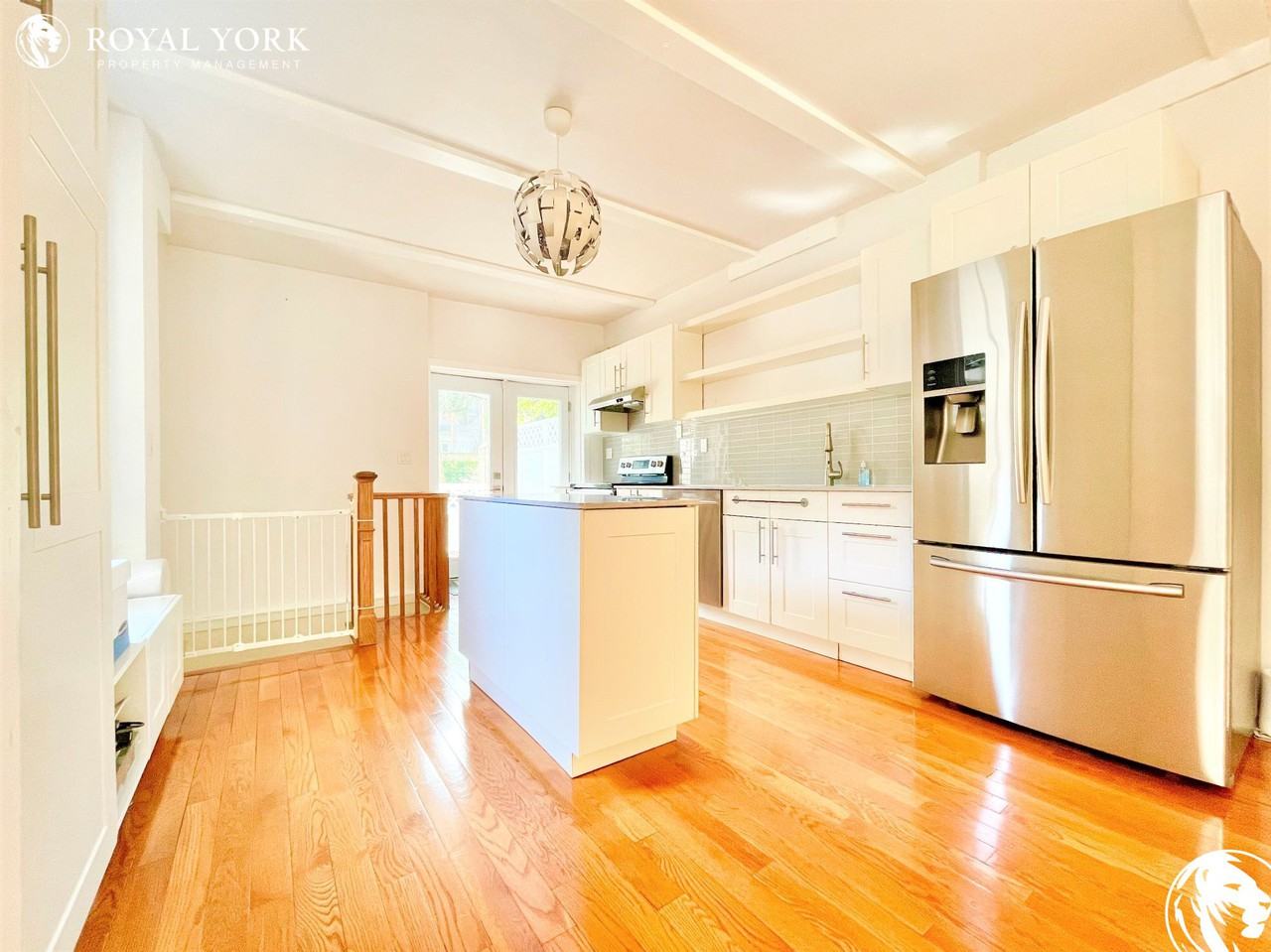 140 Beech Ave - Photo 2 of 41