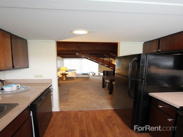 Rivers Edge Apartments and Townhomes - Photo 3 of 21