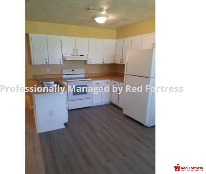 3231 Broadway - Photo 3 of 7