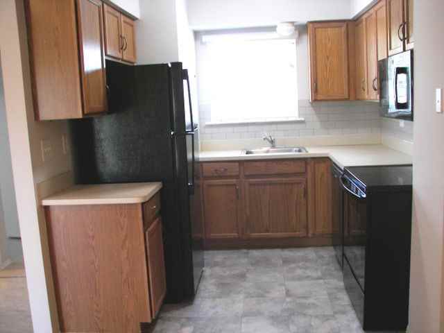 2048 Orchard Crst - Photo 3 of 21