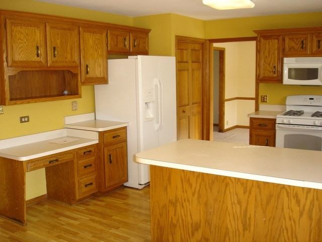 1707 Chestnut Hill Rd - Photo 3 of 24