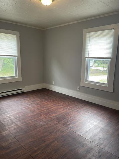 162 Rollstone St - Photo 3 of 6