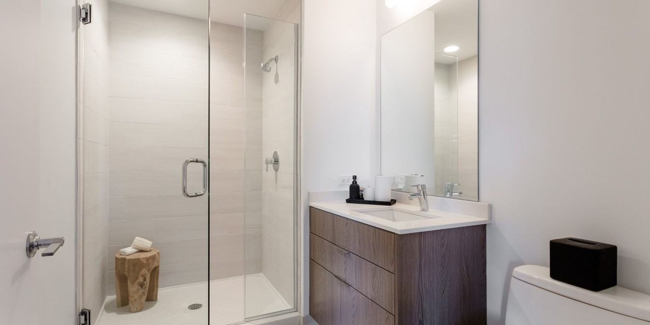 930 West Altgeld Street #2-2 - Photo 5 of 13