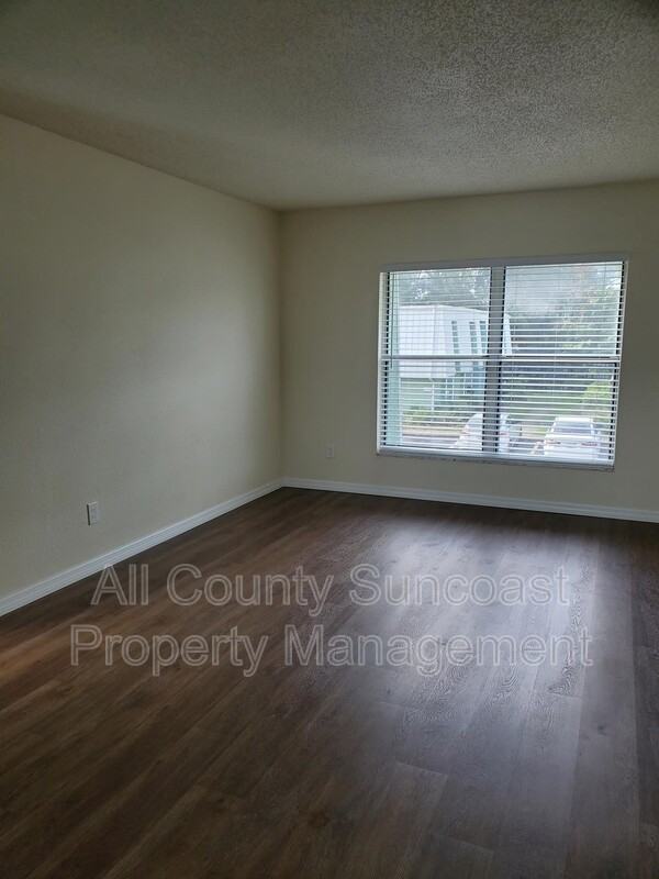 7450 35th St N #1403 - Photo 6 of 10