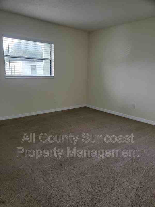 7450 35th St N #1403 - Photo 7 of 10