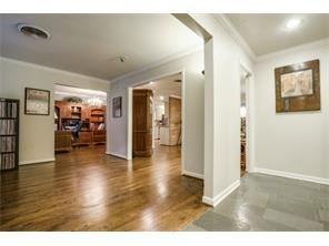 4412 Alderson St - Photo 2 of 9