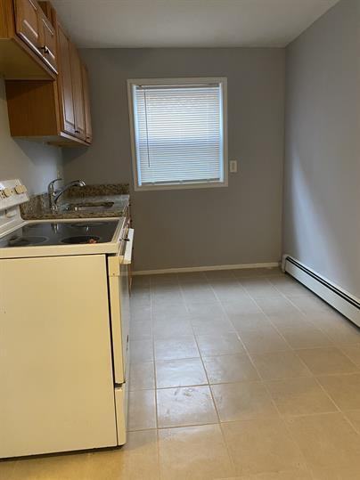 156 Austin Street - Photo 3 of 10