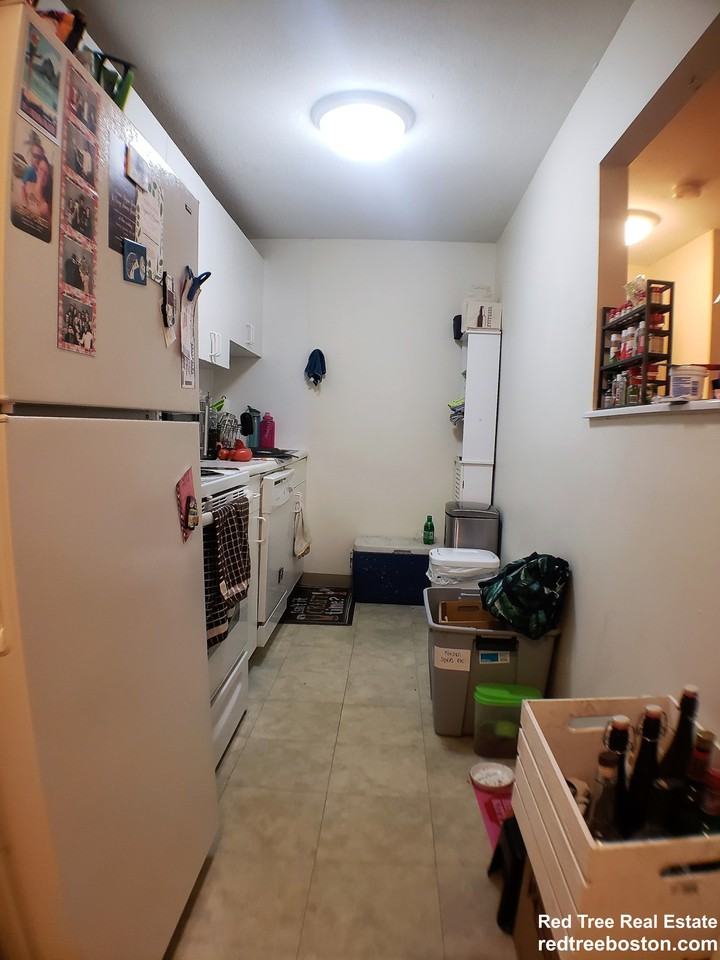 122 Dustin St #5 - Photo 2 of 10