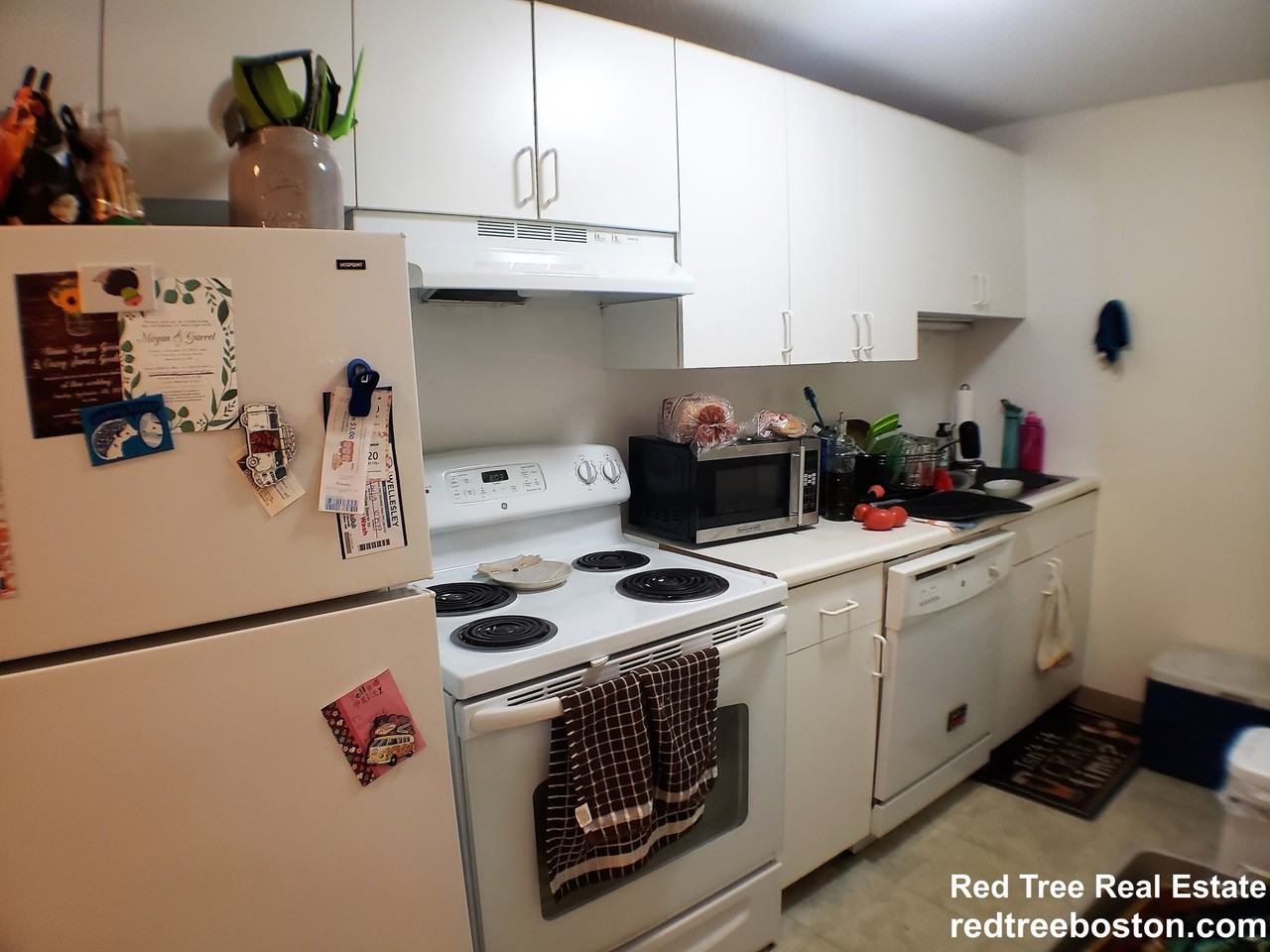 122 Dustin St #5 - Photo 3 of 10