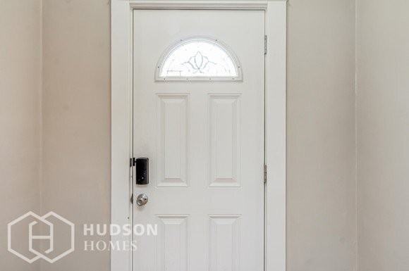 10 Coyle Ave - Photo 3 of 31