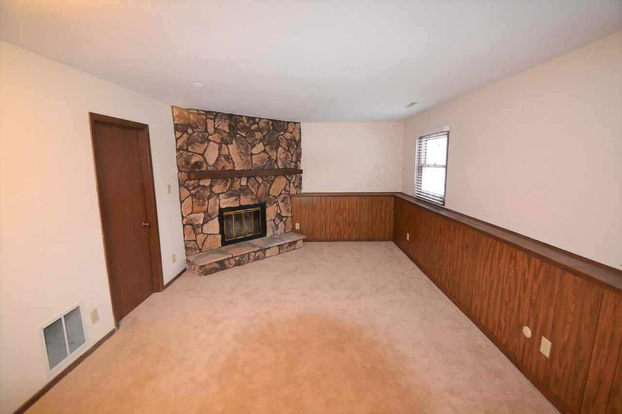 5415 Abbey Dr - Photo 2 of 12