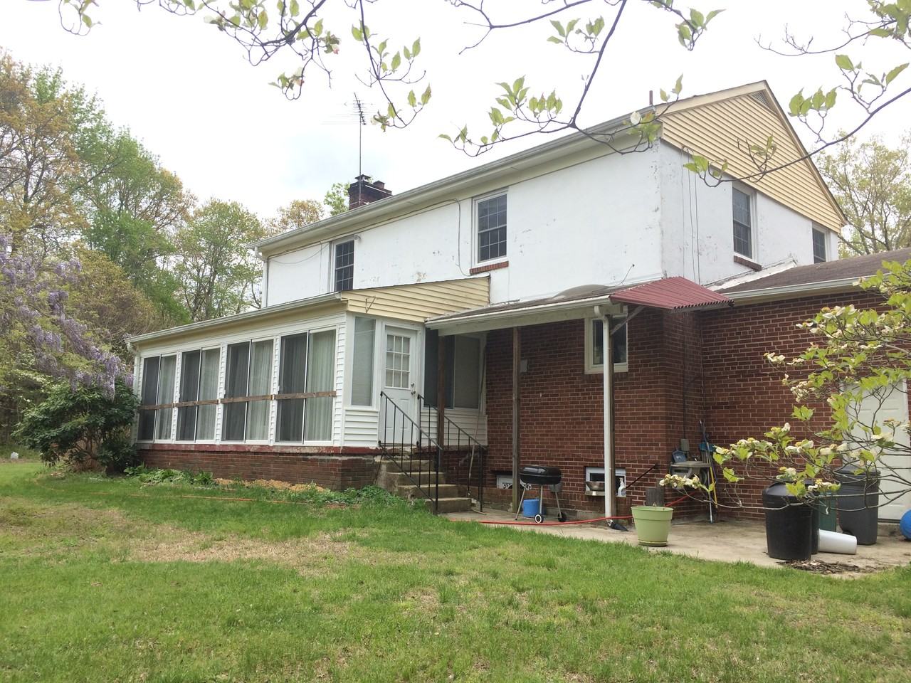 14310 Brandywine Rd - Photo 3 of 13