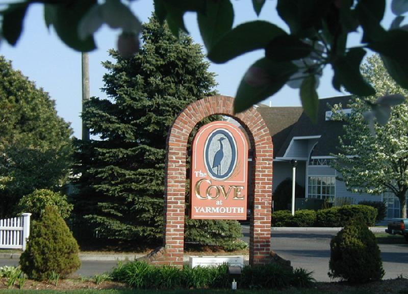 183 Main St - Photo 2 of 2