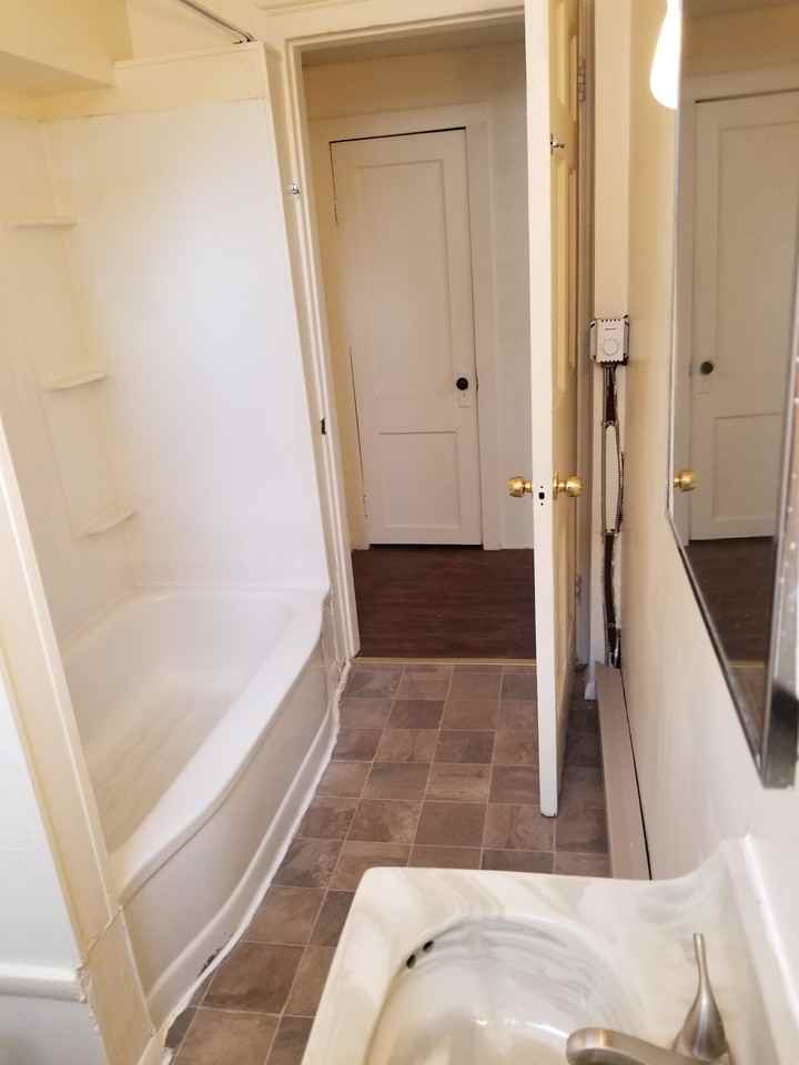 418 Canal St #4 - Photo 3 of 22