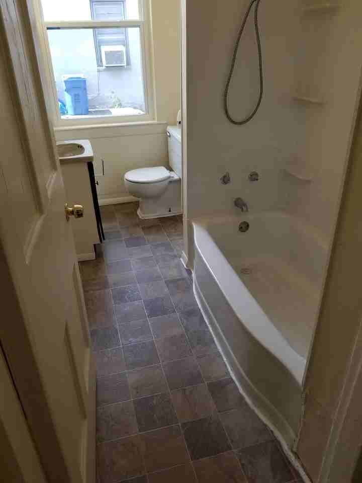 418 Canal St #4 - Photo 4 of 22