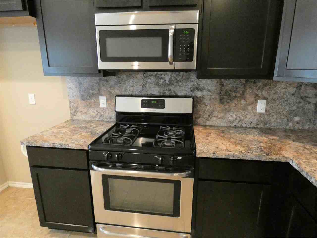 5009 Hunter Blvd #1 - Photo 4 of 12