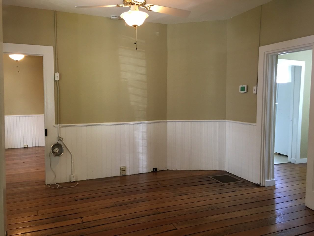 409 Spring St #1 - Photo 5 of 28