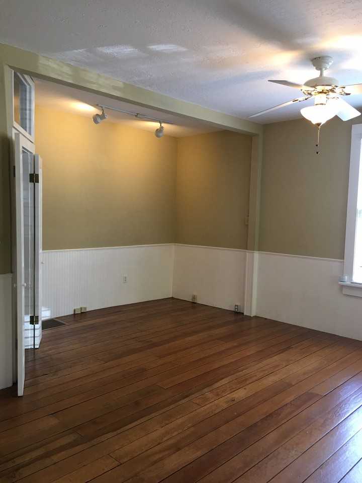 409 Spring St #1 - Photo 6 of 28