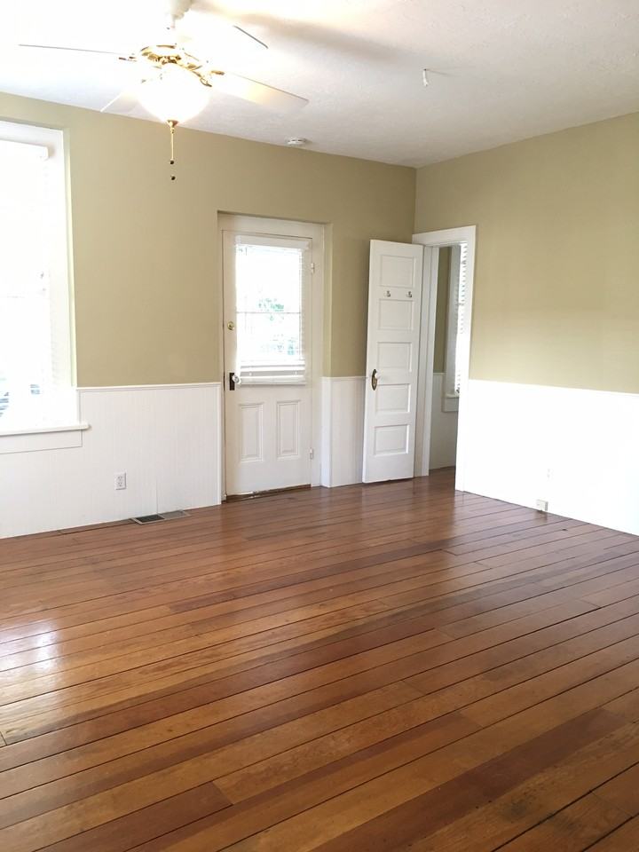 409 Spring St #1 - Photo 7 of 28