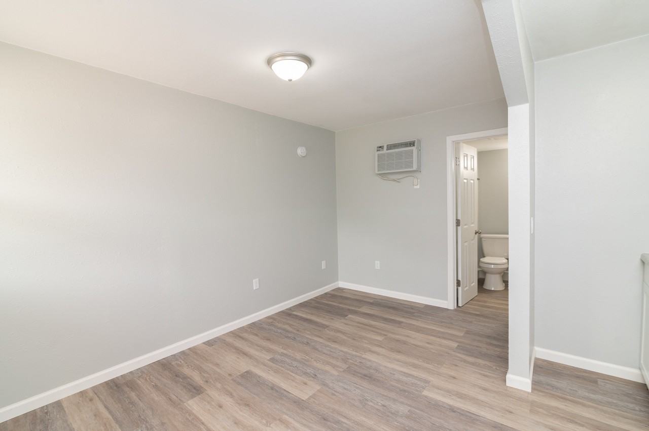 1518 East McCarty StreetApt. 2 #2 - Photo 3 of 6